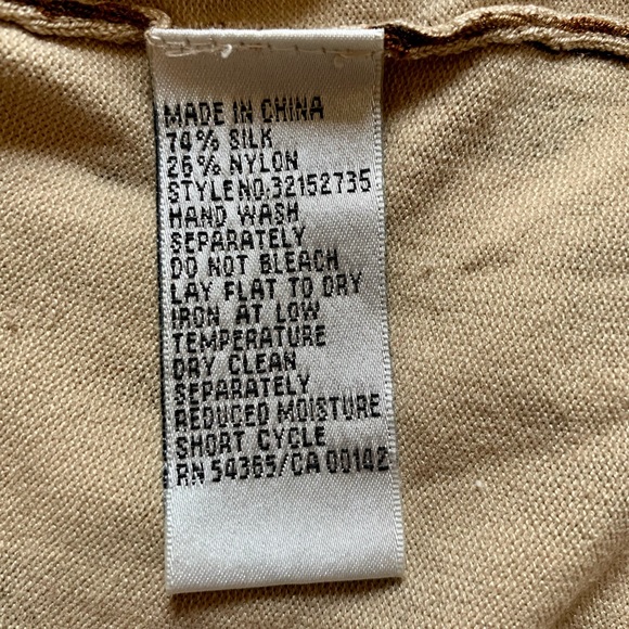 Nygard Collection Ladies Silk knit leopard print top - Picture 5 of 9